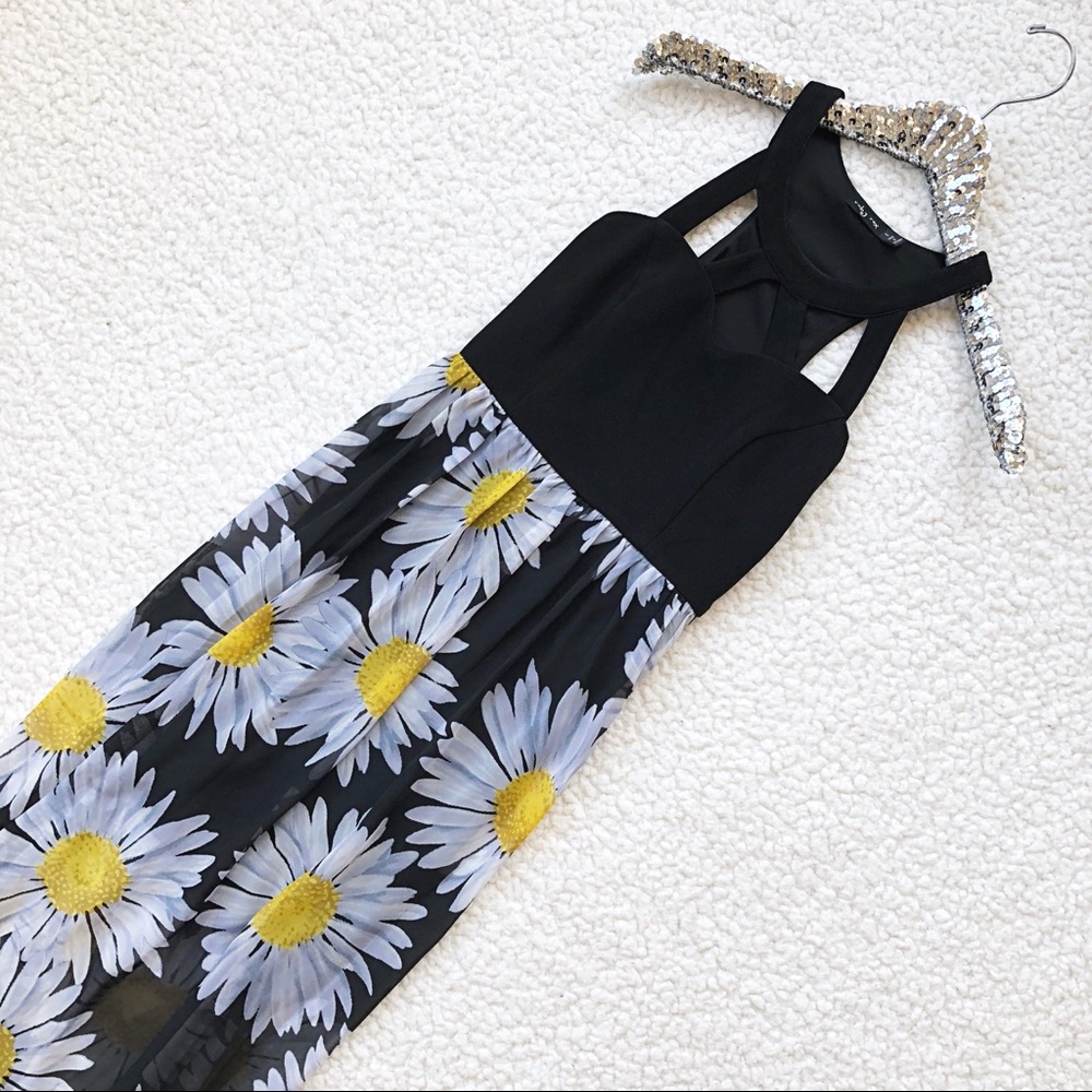 ✨Ruby Rox Sunflower Dress